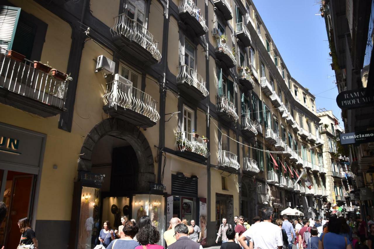 Napoli A Chiaia Lejlighed Eksteriør billede